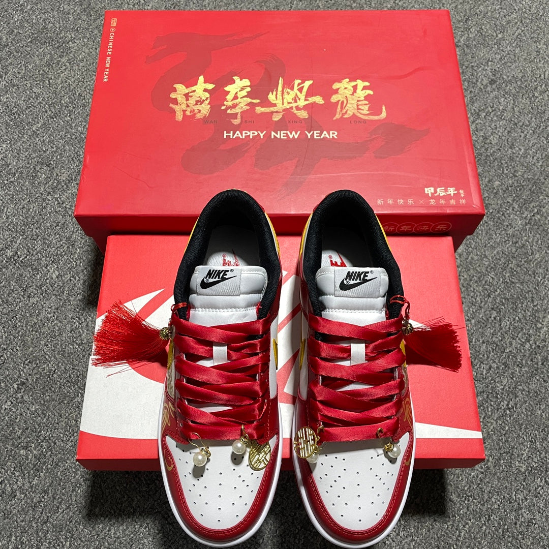 Nike Dunk Low 万事兴龍