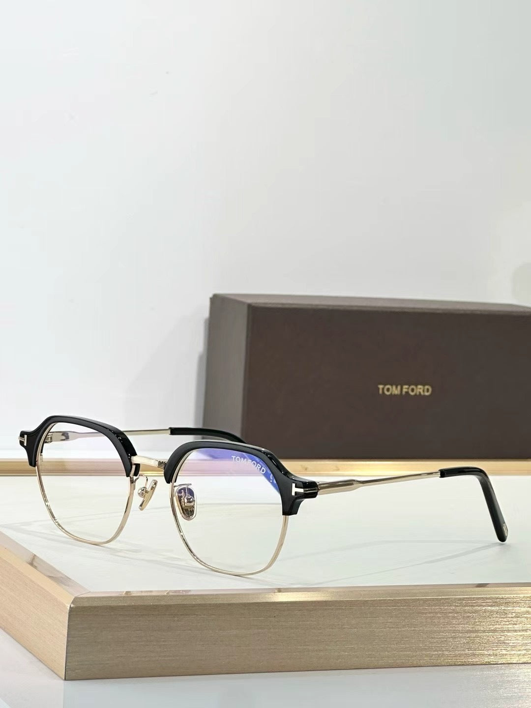 TOM FORD - TF 6018