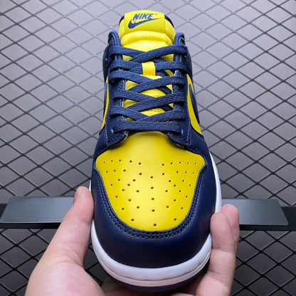 Nike Dunk Low Michigan