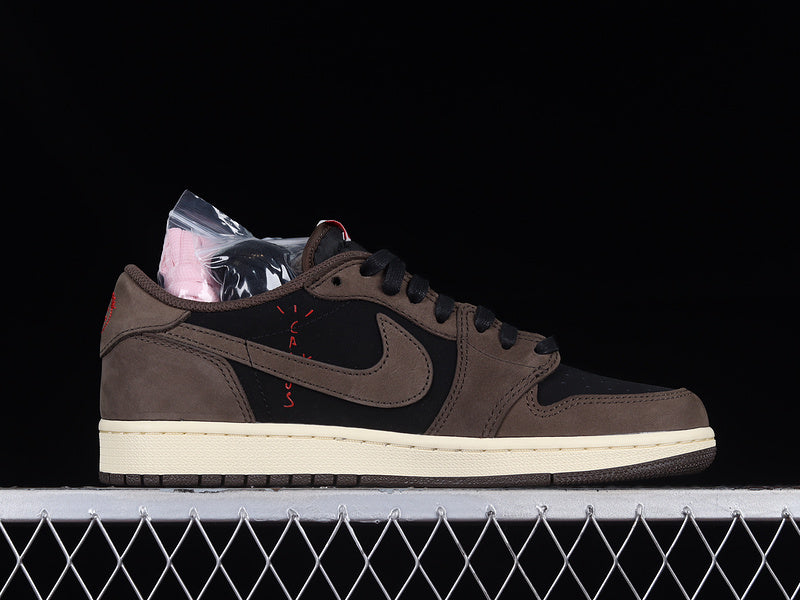 TRAVIS SCOTT X AIR JORDAN 1 LOW BLACK/DARK MOCHA-UNIVERSITY RED-SAIL