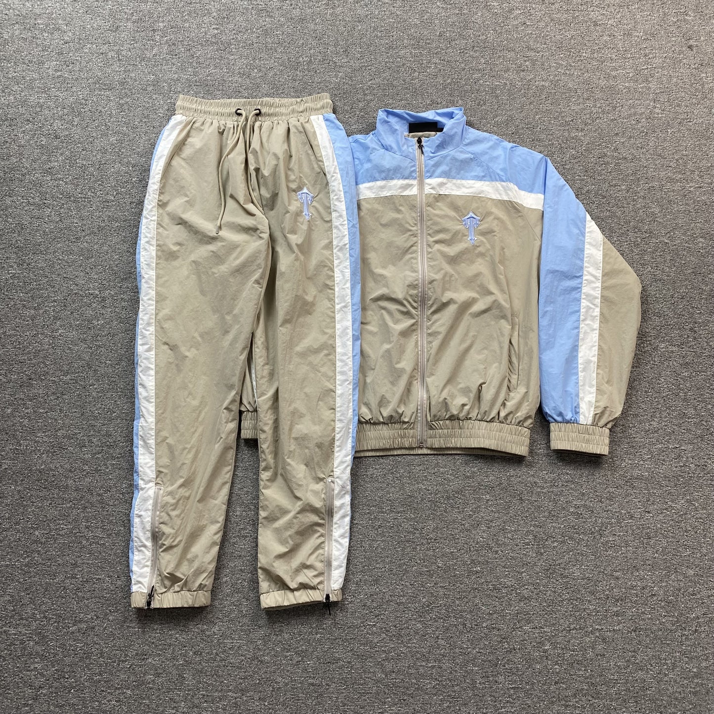 Trapstar Suit