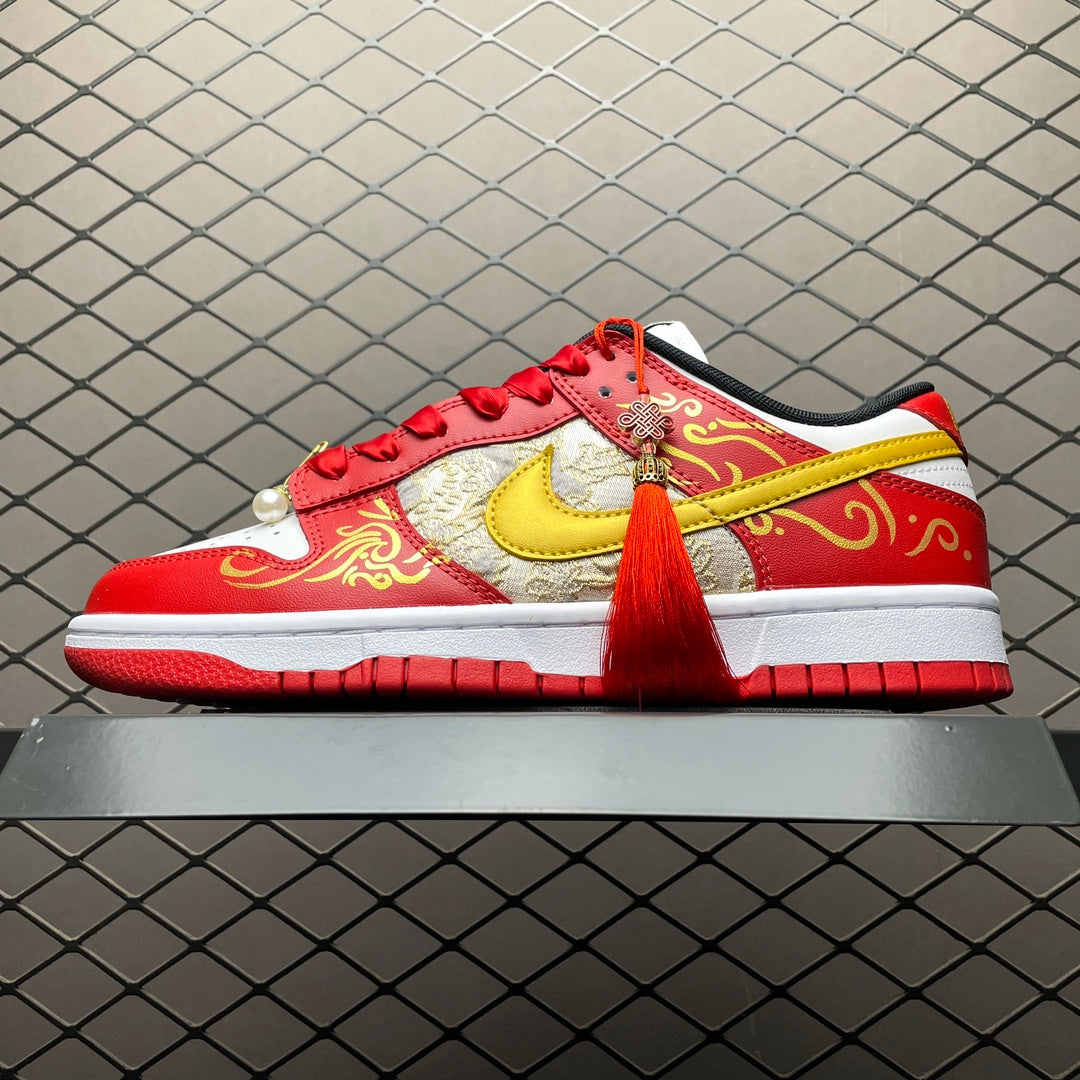 Nike Dunk Low 万事兴龍